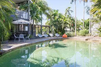 Cairns Tropical Gardens Motel